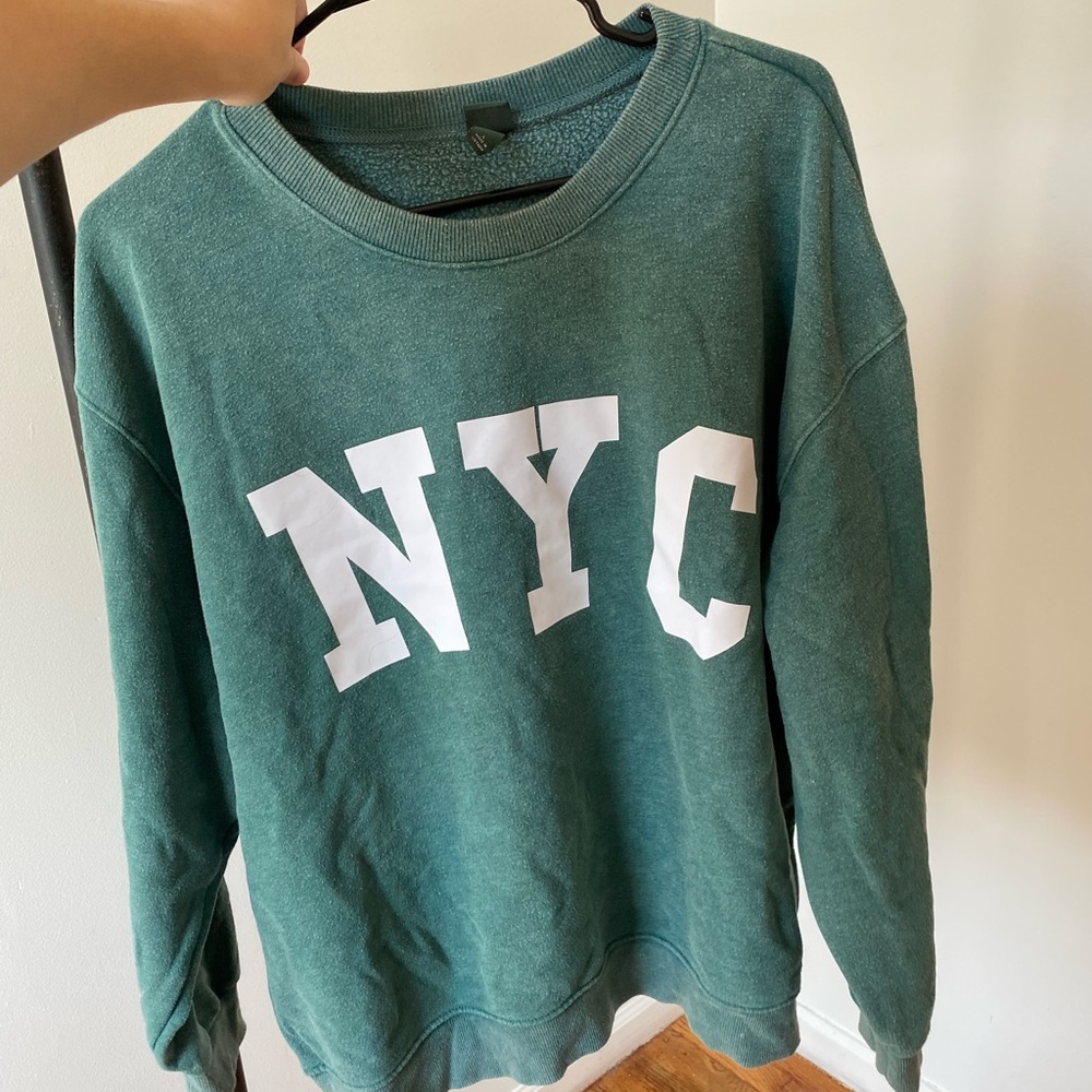 oversized nyc hoodie crewneck